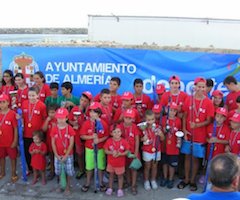 La pesca infantil vuelve a estar de moda en la programación deportiva en Almería